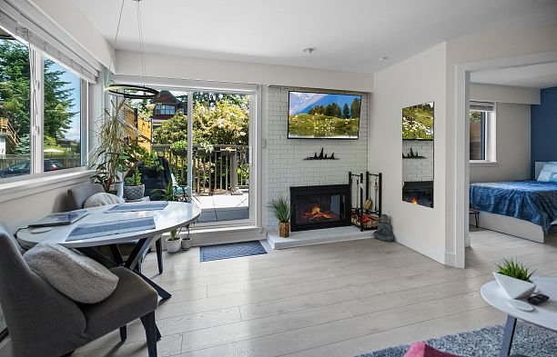 101 2121 W 6th Avenue Kitsilano