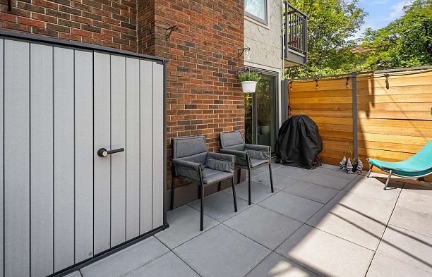 101 2121 W 6th Avenue Kitsilano