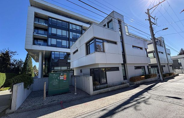 6303 Cambie Street Oakridge VW