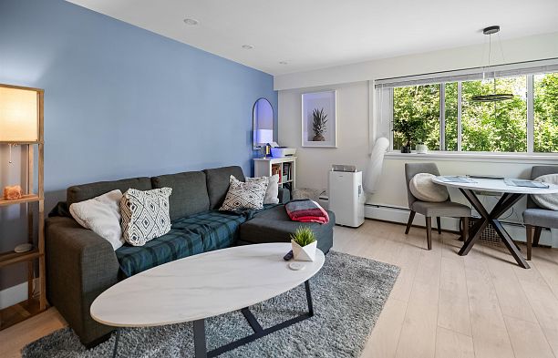 101 2121 W 6th Avenue Kitsilano