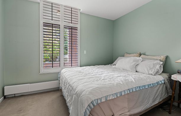 102 5850 Balsam Street Kerrisdale