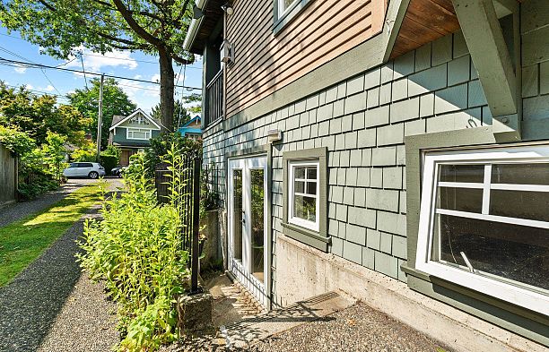 3027 W 7th Avenue Kitsilano