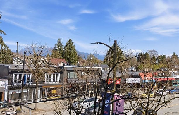 211 3250 W Broadway Kitsilano