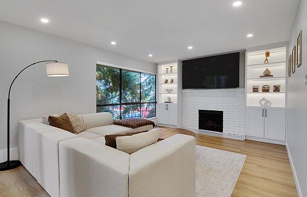 303 1877 W 5th Avenue Kitsilano