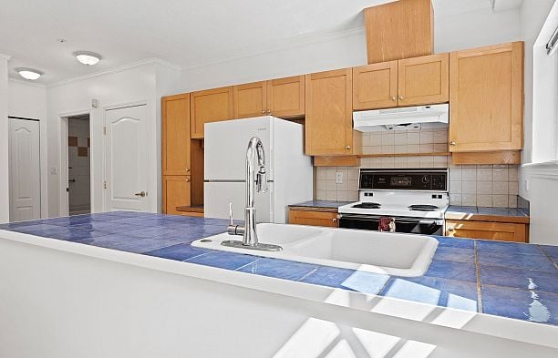 3027 W 7th Avenue Kitsilano