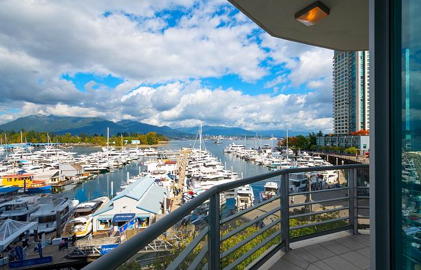 203 499 Broughton Street Coal Harbour
