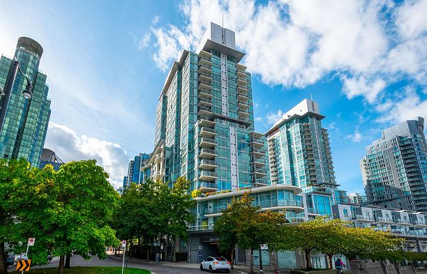 203 499 Broughton Street Coal Harbour