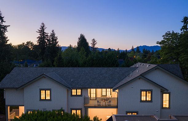 5593 Mackenzie Street Kerrisdale