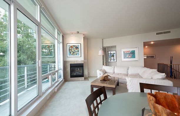 203 499 Broughton Street Coal Harbour