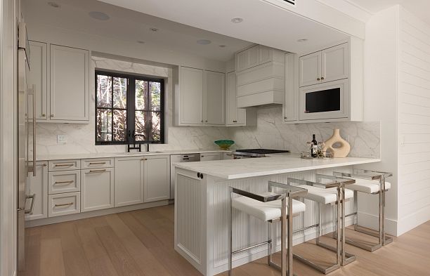 5593 Mackenzie Street Kerrisdale