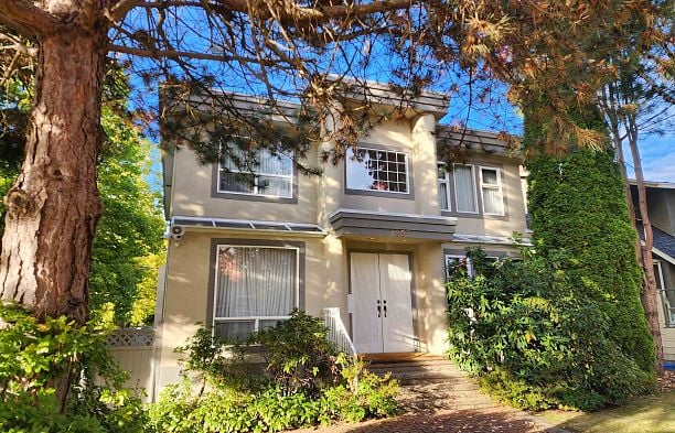 2893 W 20th Avenue Arbutus
