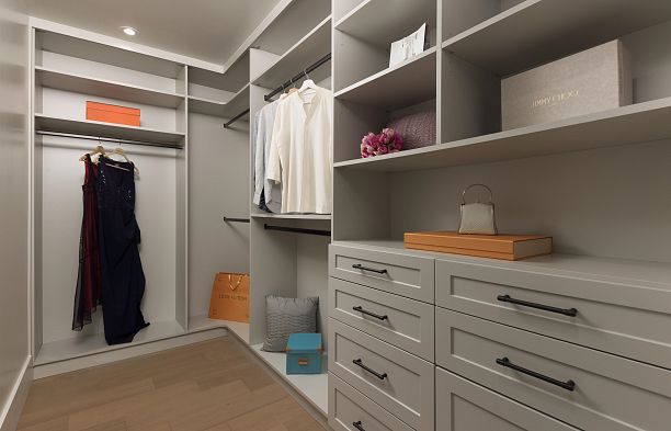 5593 Mackenzie Street Kerrisdale