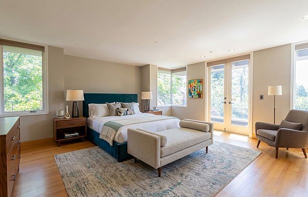 1178 Laurier Avenue Shaughnessy