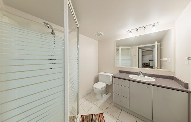 1986 W 43rd Avenue Kerrisdale