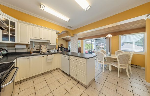 1986 W 43rd Avenue Kerrisdale