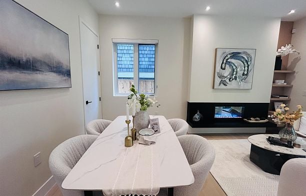 1 4150 W 14th Avenue Point Grey