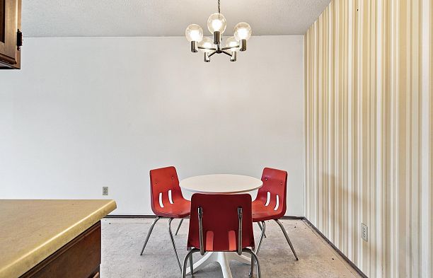 205 1825 W 8th Avenue Kitsilano