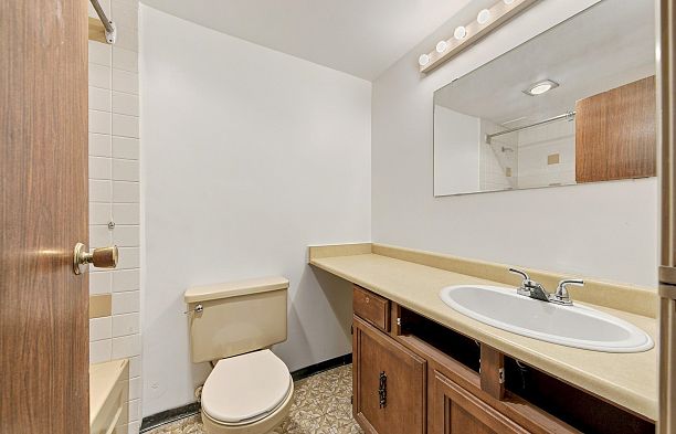 205 1825 W 8th Avenue Kitsilano