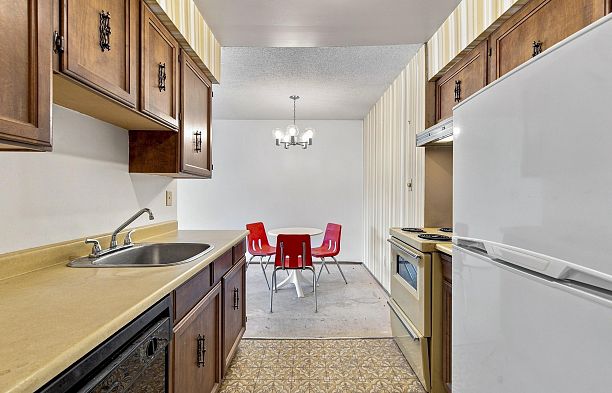 205 1825 W 8th Avenue Kitsilano