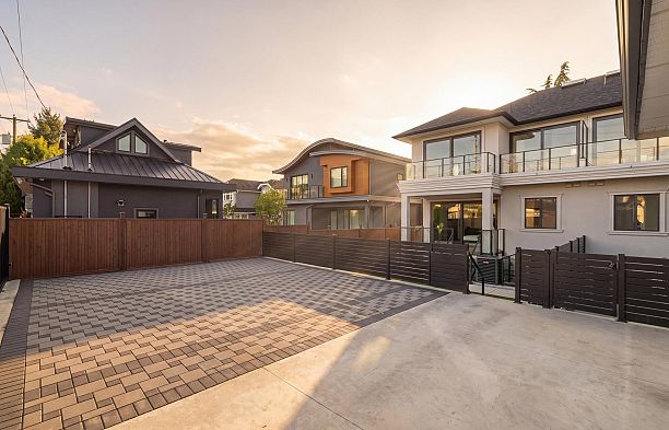 2118 W 21st Avenue Arbutus