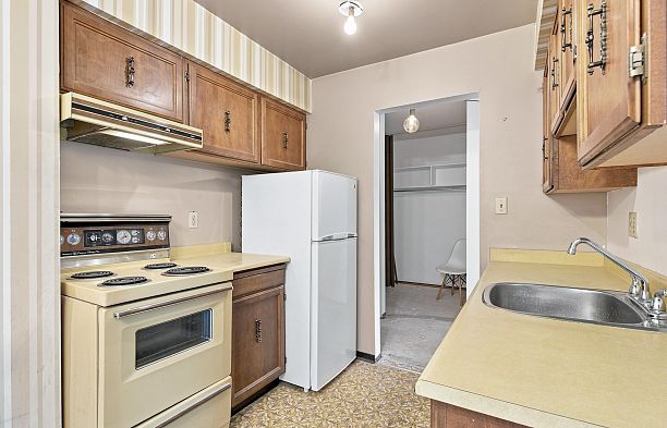 205 1825 W 8th Avenue Kitsilano