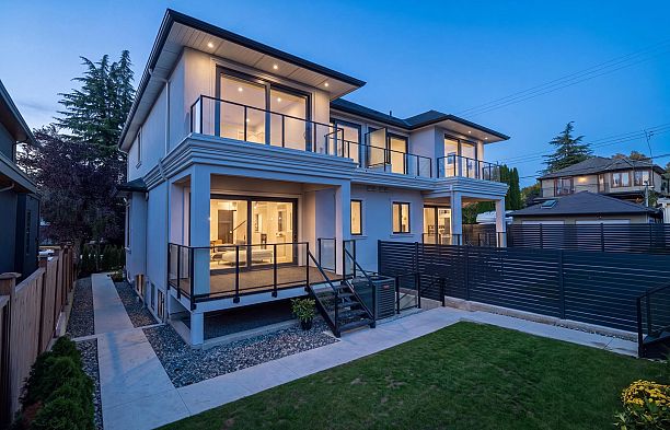 2118 W 21st Avenue Arbutus