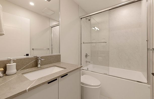 2118 W 21st Avenue Arbutus