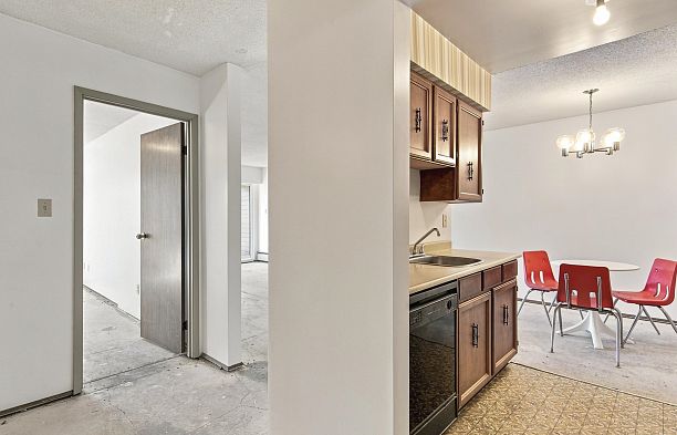205 1825 W 8th Avenue Kitsilano