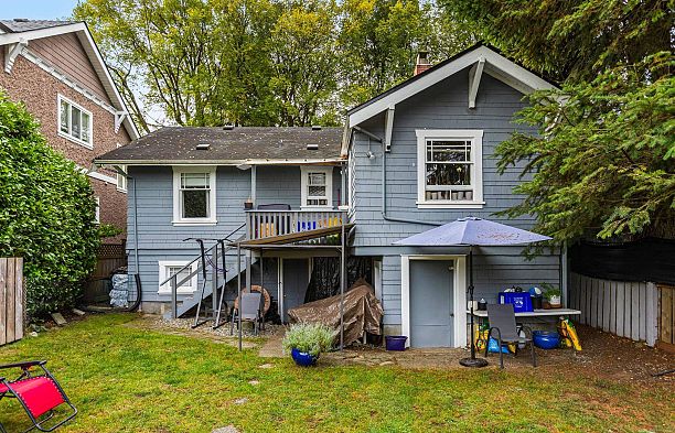 3883 W 20th Avenue Dunbar