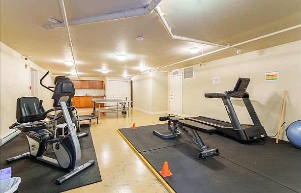 4448 W 8th Avenue Point Grey