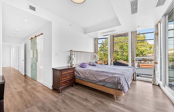 759 W 41st Avenue Cambie