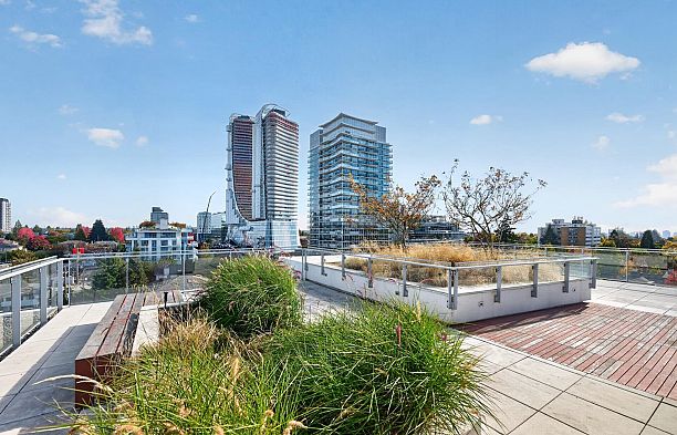 759 W 41st Avenue Cambie