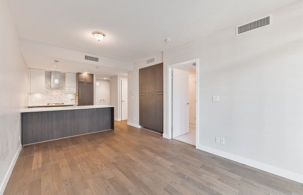 202 655 W 41st Avenue Cambie