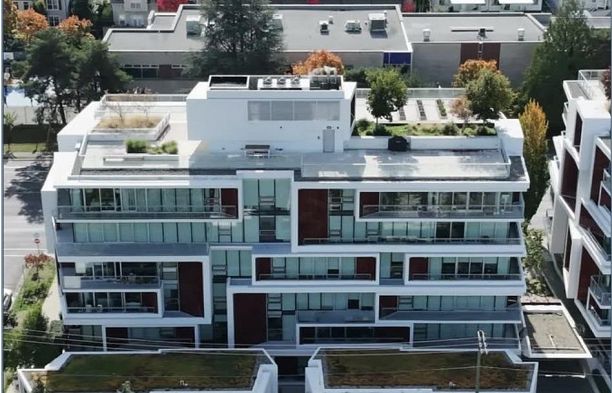 759 W 41st Avenue Cambie