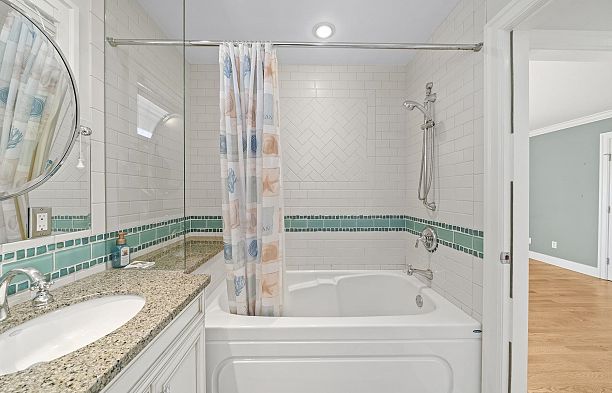 2896 W 38th Avenue Kerrisdale