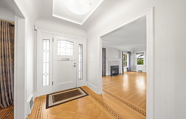 2896 W 38th Avenue Kerrisdale