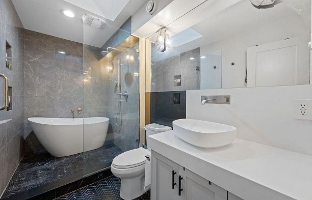 3264 W 38th Avenue Kerrisdale