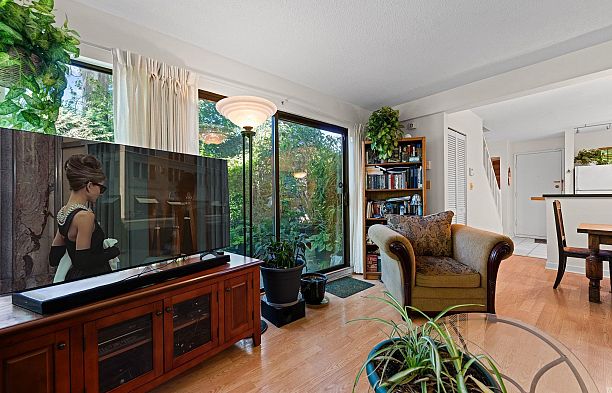 31 460 W 16th Avenue Cambie