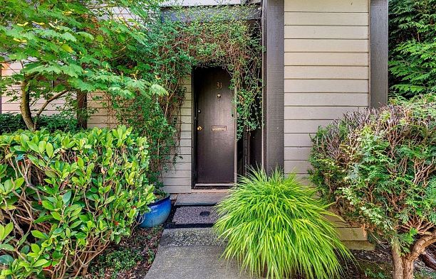 31 460 W 16th Avenue Cambie