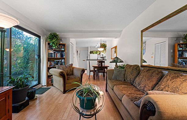 31 460 W 16th Avenue Cambie