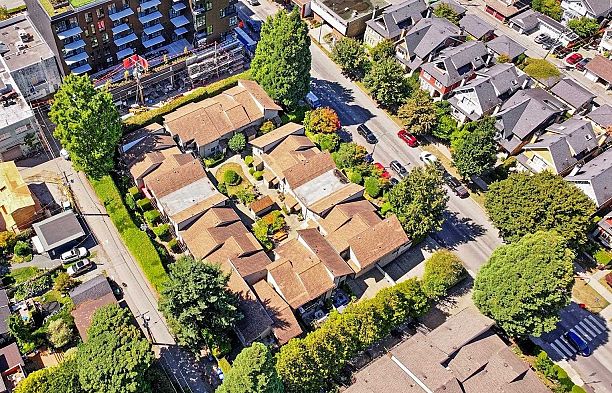 31 460 W 16th Avenue Cambie