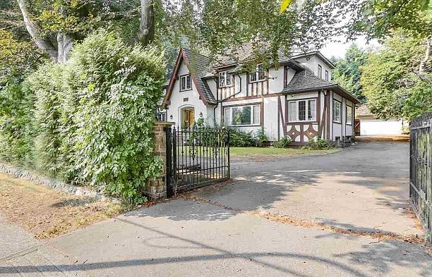 2629 W 49th Avenue Kerrisdale