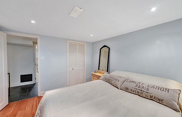 2303 W 3rd Avenue Kitsilano