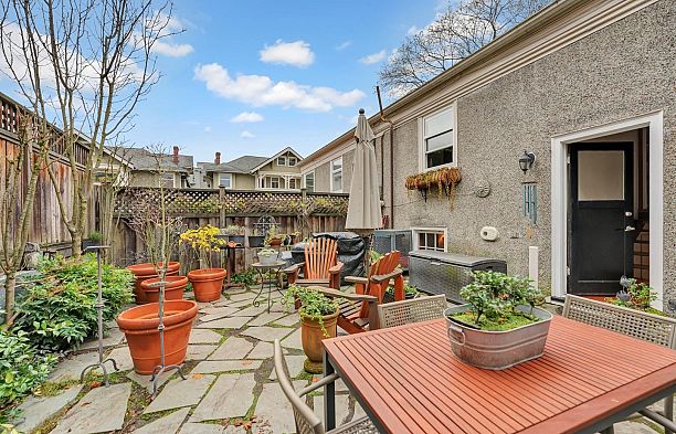 2303 W 3rd Avenue Kitsilano