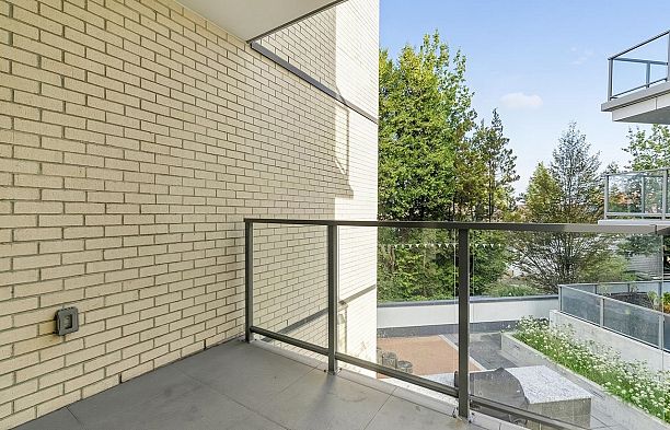 203 4685 Cambie Street Cambie