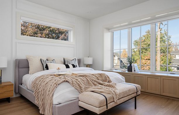 2 127 W 17th Avenue Cambie