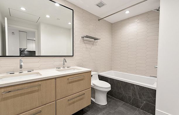 203 4685 Cambie Street Cambie