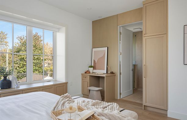 2 127 W 17th Avenue Cambie