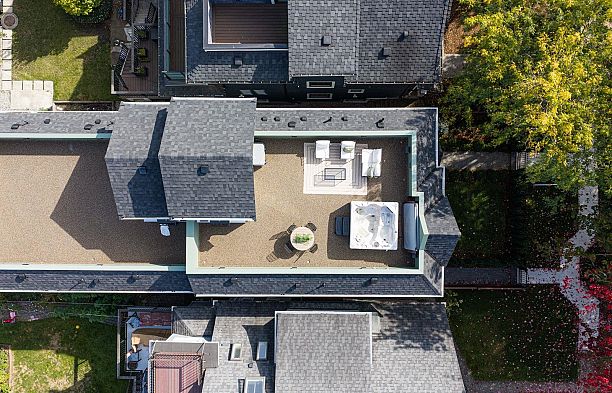 1 127 W 17th Avenue Cambie