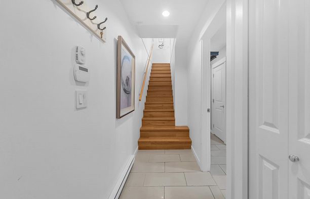 5603 Willow Street Cambie